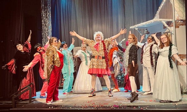 Panto Finale
